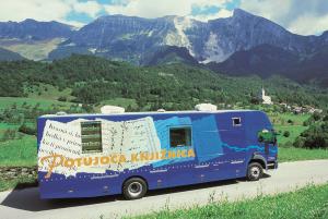 Bibliobus (arhiv KCK Tolmin)